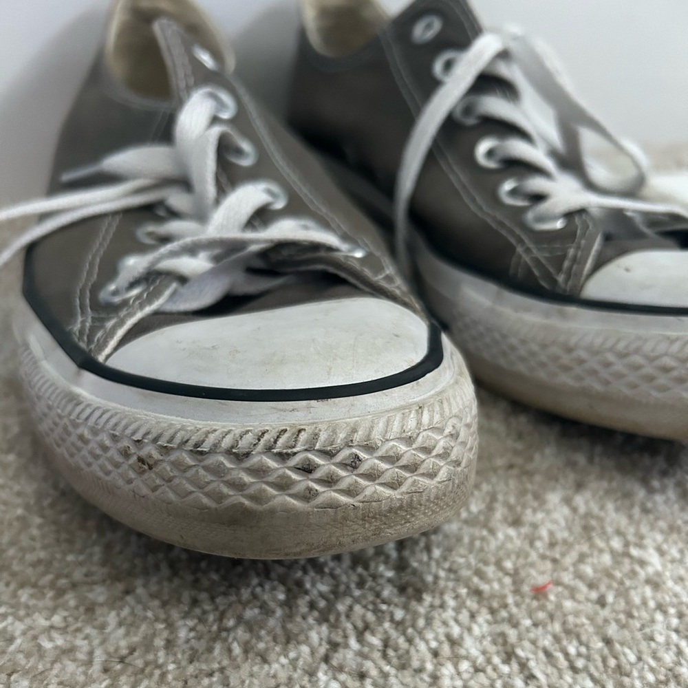 Converse Low Top - Picture 2 of 10